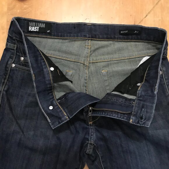 William Rast Men’s Boot Cut Jeans – Size 31x30, Dark Wash Denim (Style 008737) - Picture 4 of 8